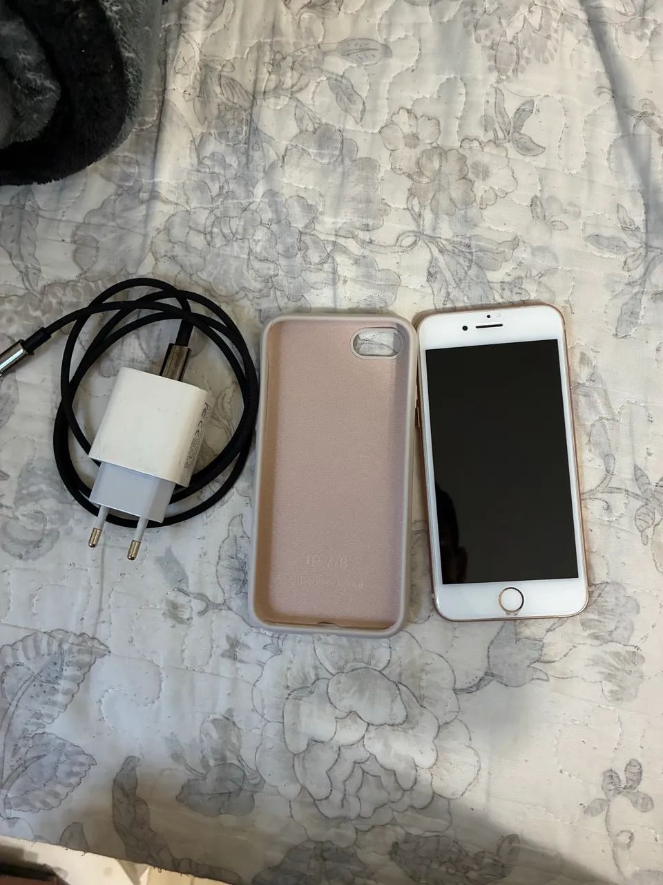 iPhone 8