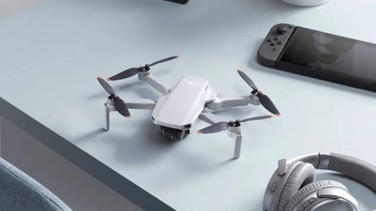 Drone DJI Mini 2 + 3 Baterias Extras + acessórios | Revisado - Foto 2