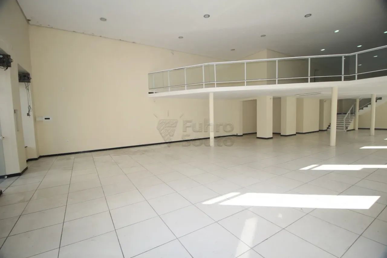 Aluguel de Prédio Comercial com Ampla Sala na Parte Inferior e Mezanino - Foto 3