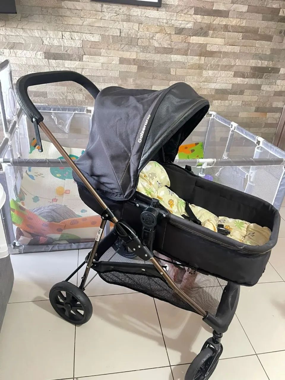 vendo carrinho de bebê 2 em 1  - Foto 4