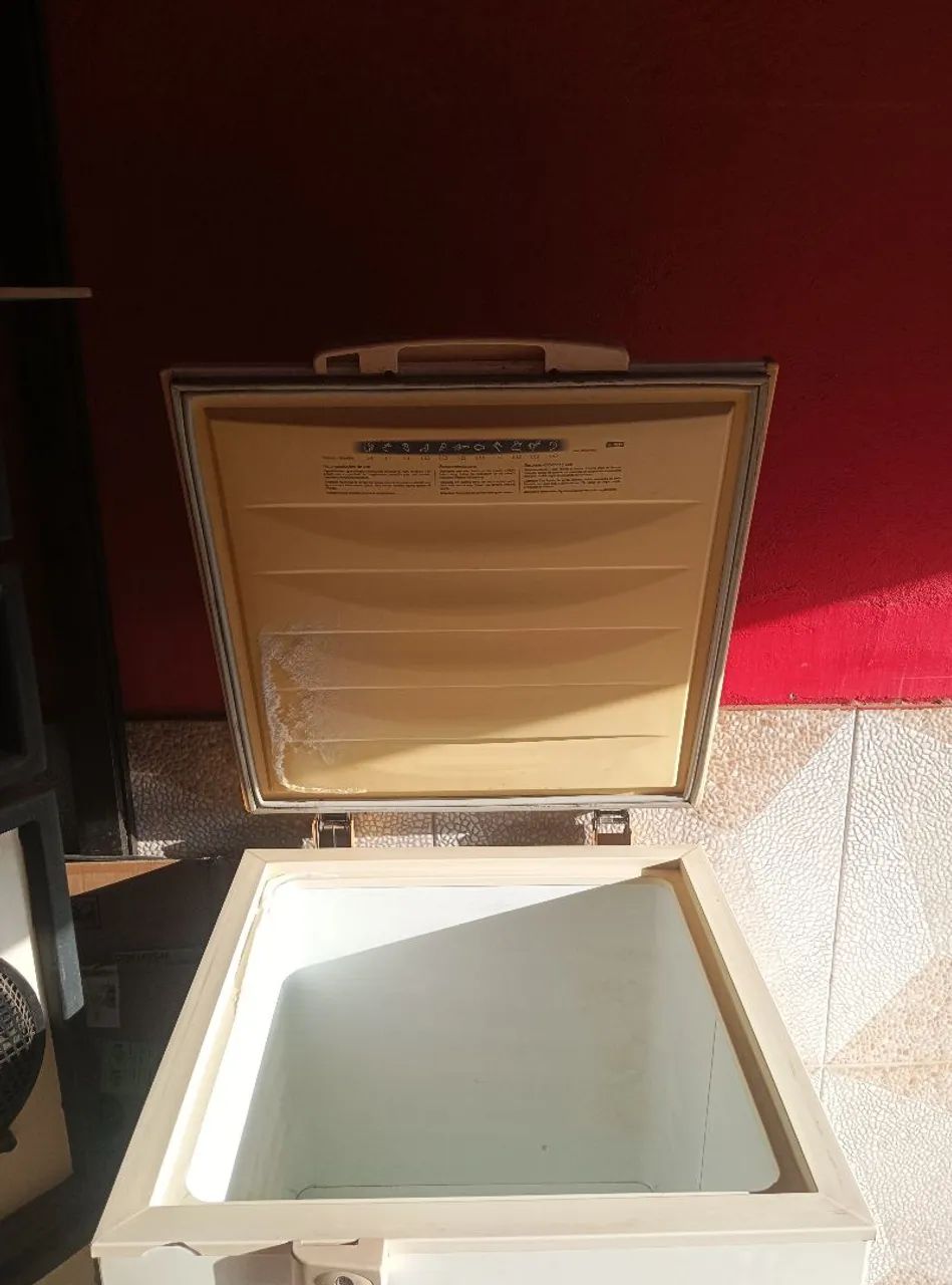 Vendo mini freezer Electrolux usado! FUNCIONANDO PERFEITAMENTE! - Foto 3