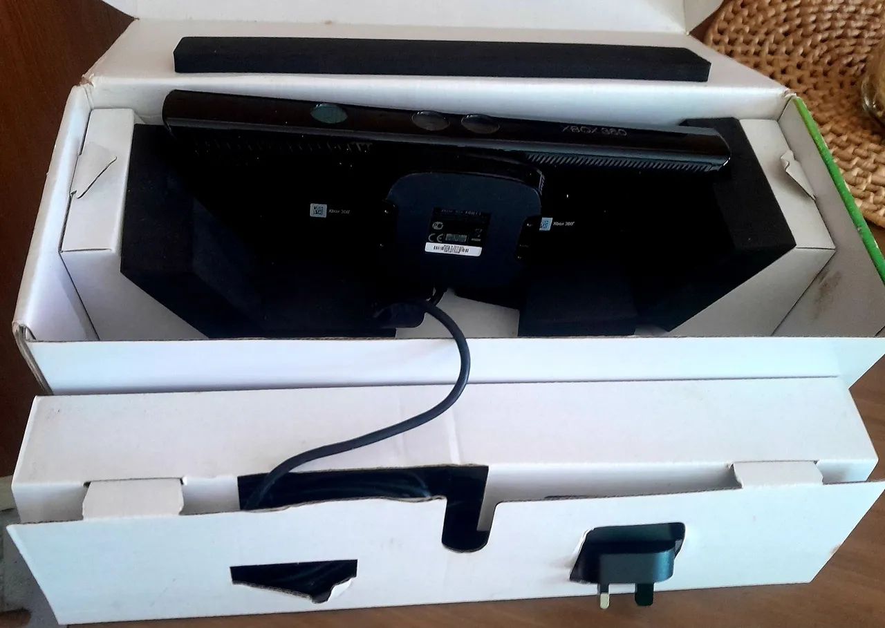 KINECT SENSOR XBOX 360