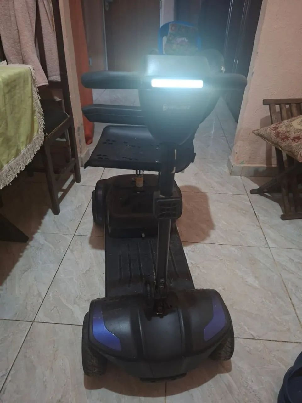 Cadeira elétrica em ótimo estado 