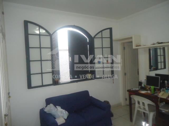 Casa para alugar com 4 dormitórios em Centro, Uberlândia cod:251864 - Foto 17