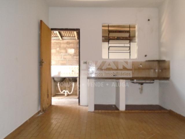 Casa para alugar com 2 dormitórios em Tibery, Uberlândia cod:594329 - Foto 11