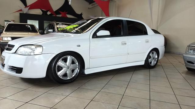 Astra Sedan - Foto 5