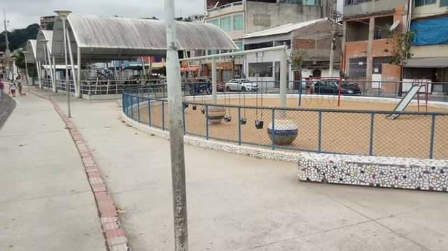 Vendo Sobrado 3 andares com escritura no coração turistico e lazer de São Pedro! - Foto 11