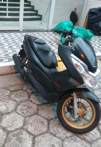 Vendo moto PCX DLX 2015 8.500,00 - Foto 2
