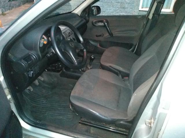 Corsa Classic 2005 , AR CONDICIONADO E DIREÇÃO HIDRÁULICA - Foto 7