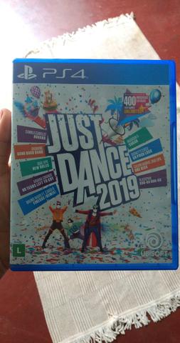Vendo jogo PS4