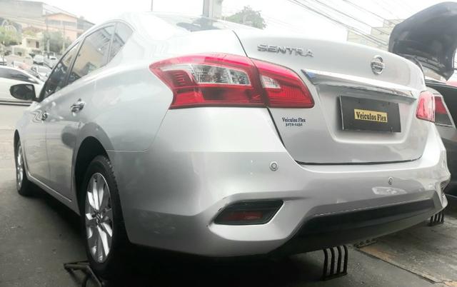 Nissan Sentra S 2.0 Completo 2017 unico dono! - Foto 5