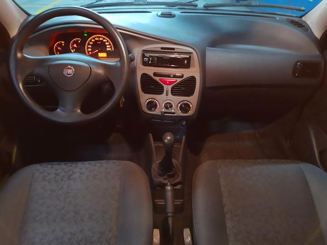 FIAT Palio Celebration 2007/2007 1.0 Completo // APENAS 81.000 MIL KM - Foto 8