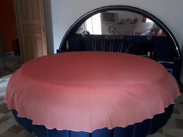 Vendo cama massageadora 2.350,00