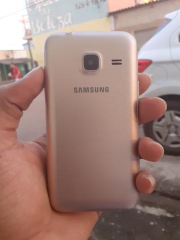 J1 Samsung