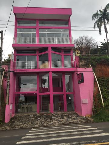 Vendo prédio comercial com casa