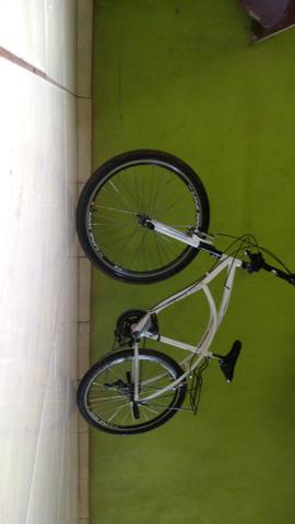 Vendo bicicleta ou troco por ou celular