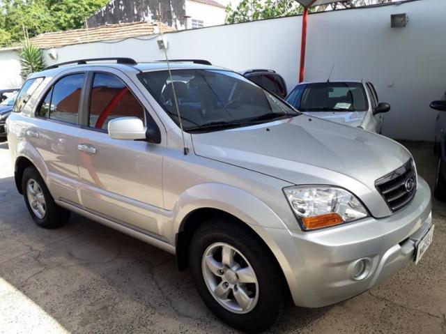 KIA Sorento EX 3.8 L V6 4P