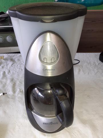 Cafeteira Britânia 36 xícaras