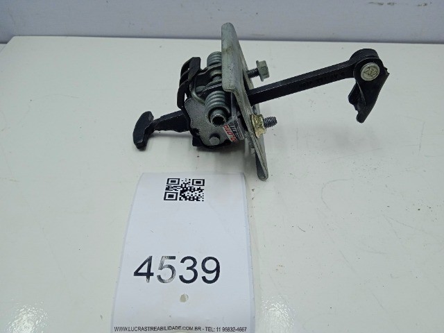 4541c Dobradiça Inferior Porta Dianteira Direita Peugeot 308 408 - Foto 2