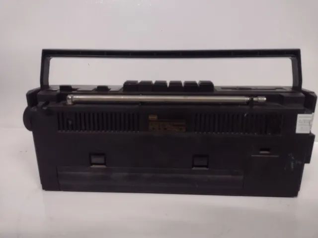 Rádio portátil antigo cce - Foto 4