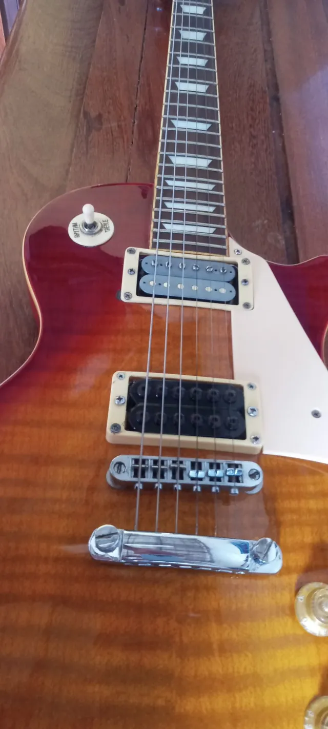 Troco celular por guitarra  +258 anúncios na OLX Brasil