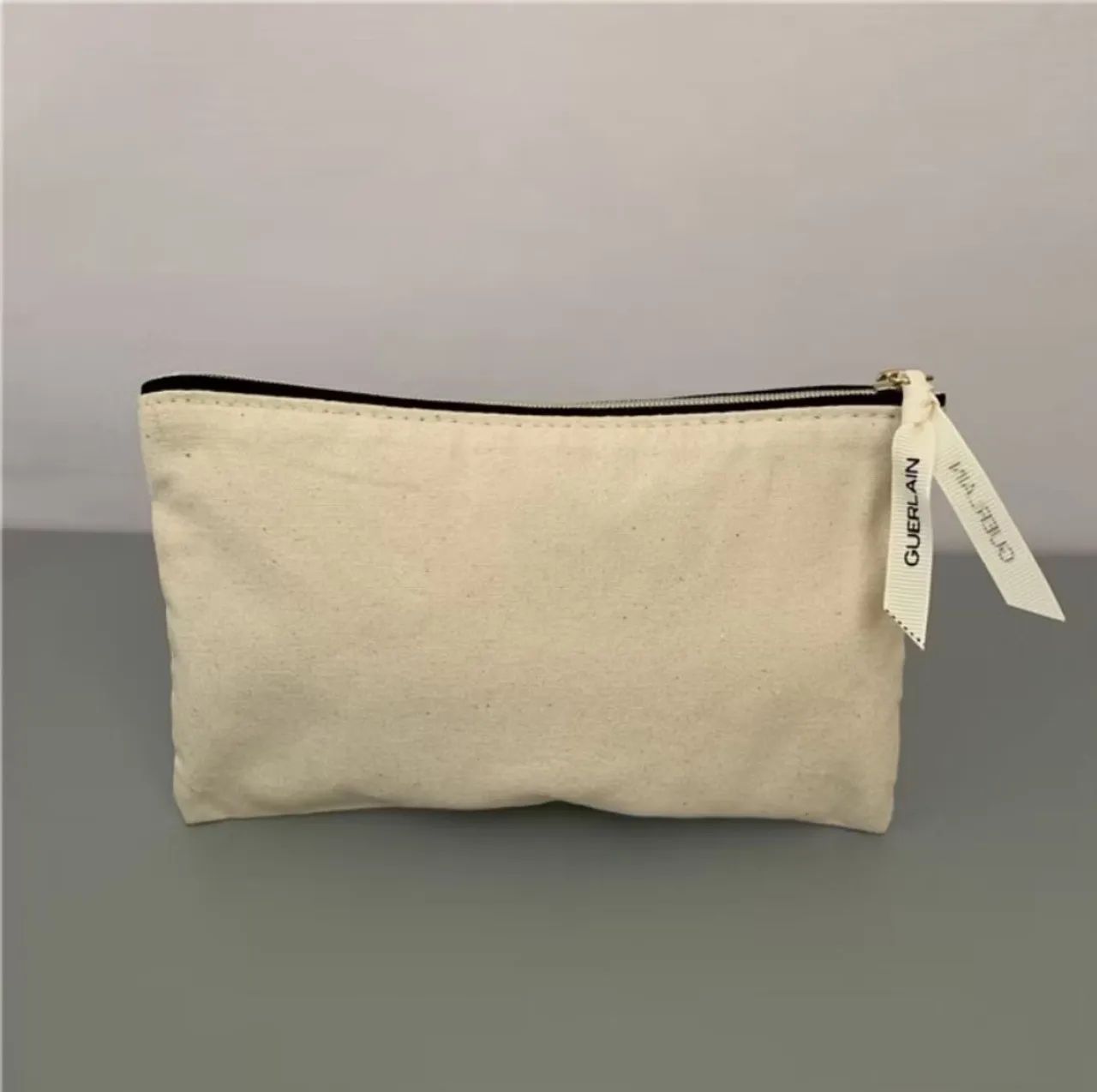Necessaire de tecido da Guerlain novo - Foto 3
