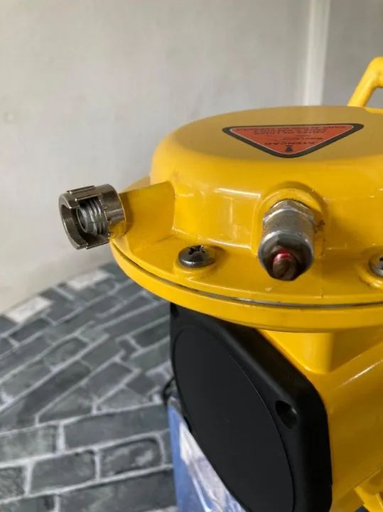 Compressor ar direto baixa pressão 2,3 pés com 2 acessórios - JET FÁCIL Schulz - Foto 3