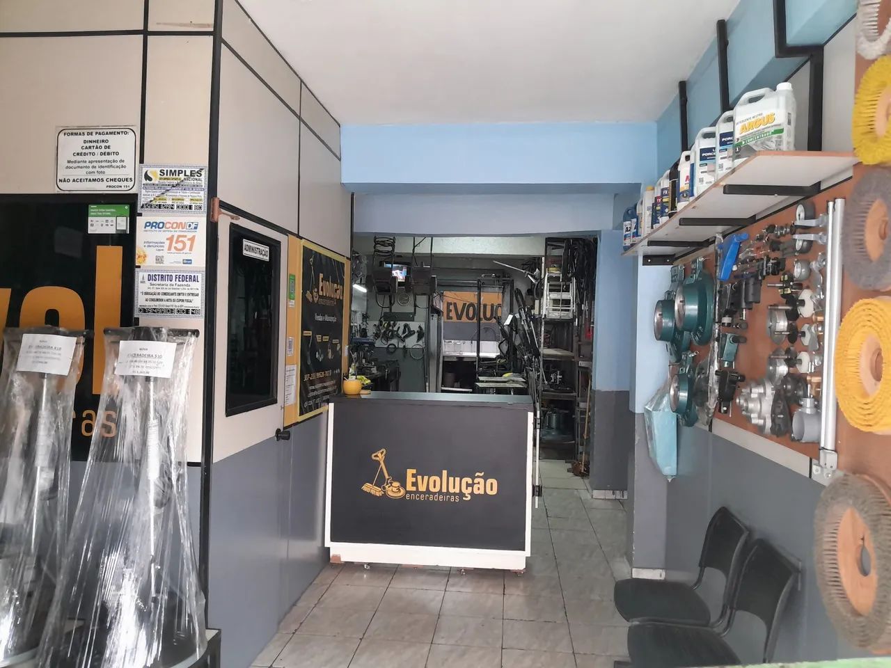 Lavadora de pressão enceradeira  - Foto 4