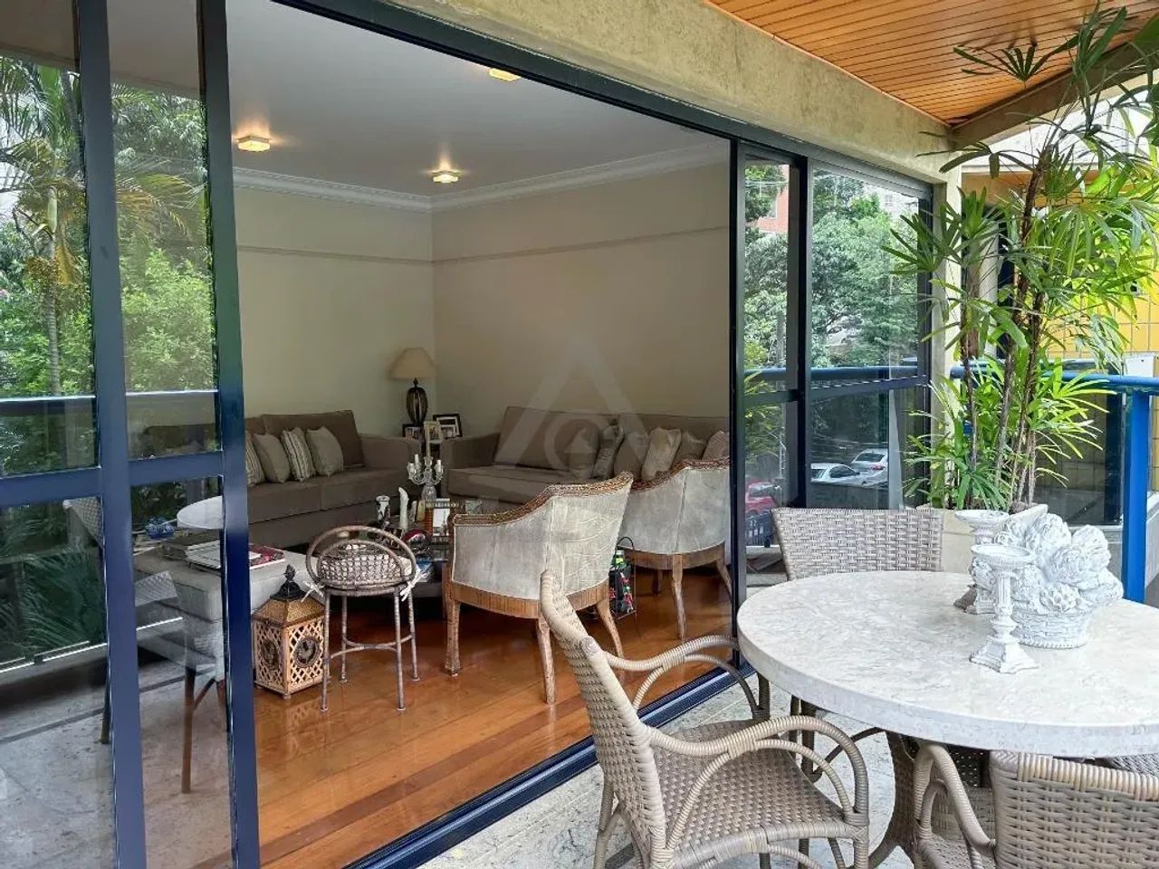 Apartamento à venda em Campinas, Cambuí, com 4 suítes, com 256 m², Edifício Saint Moritz - - Foto 4