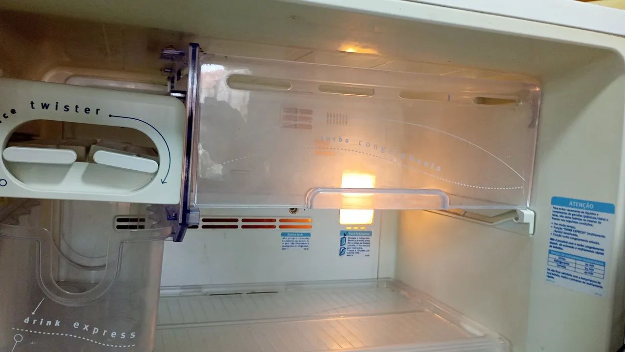 ELETROLUX 490 LITROS FUNCIONANDO PERFEITAMENTE 220 VOLTS - Foto 3