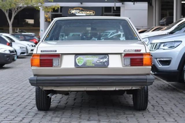 VOLKSWAGEN VOYAGE LS 1982 PLACA Preta - Foto 5