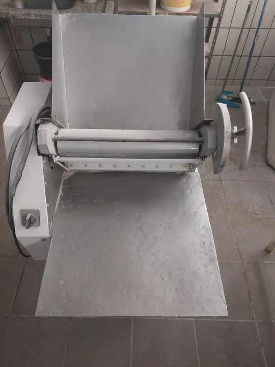 Cilindro para panificação industrial Profissional extremamente novo e revisado!!!