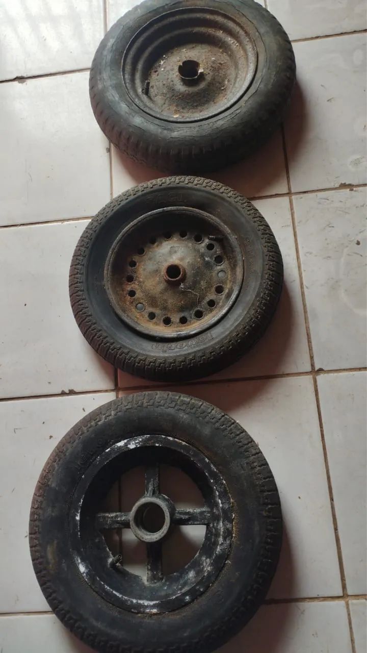 Tire 64303953318273120