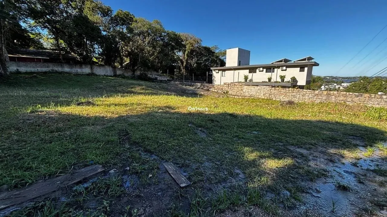 Terreno em Condomínio à Venda - 1017m² por R$2.350.000,00 - Canto do Lagoa - Florianópolis