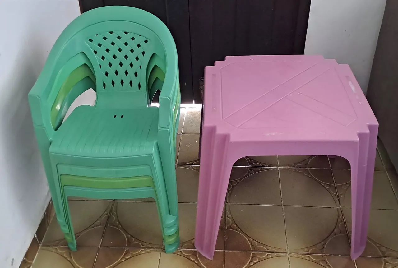 Mesa e cadeiras infantil 64861554190210120