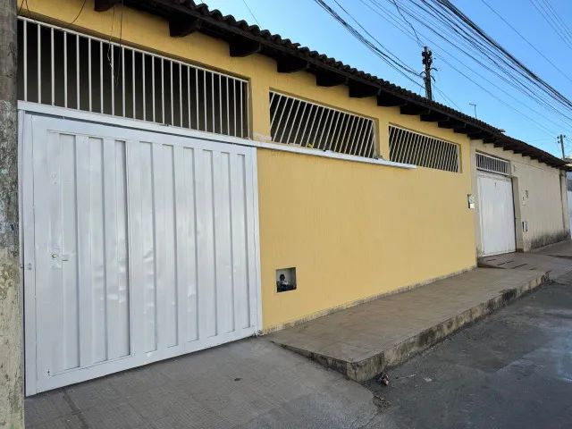 Alugo casa no centro de Cidade Ocidental