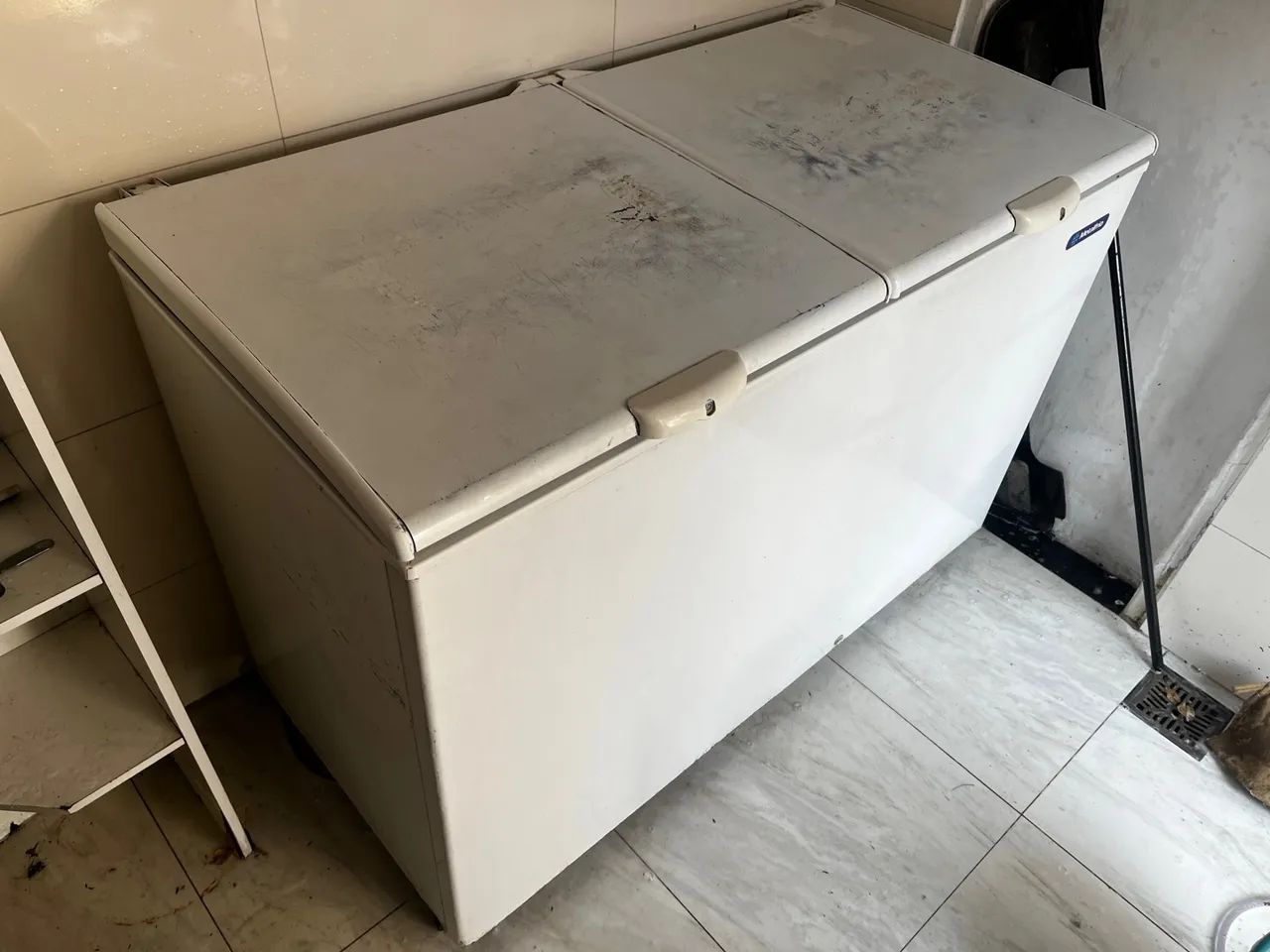 Freezer metalfrio 500 litros  - Foto 3