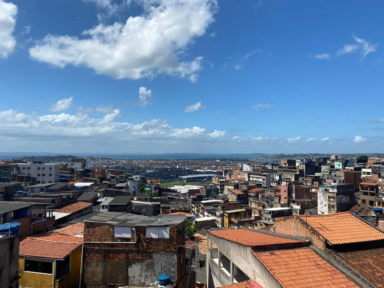 Casa duplex na liberdade!