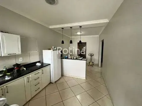 Casa à venda, 3 quartos, Martins - Uberlândia/MG - Rotina Imobiliária