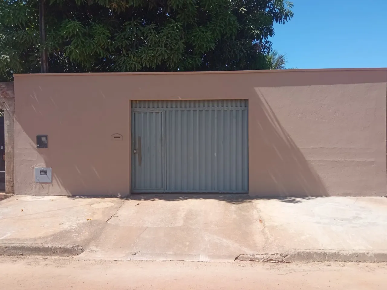 2 IMÓVEIS RESIDENCIAIS LADO A LADO À VENDA! *