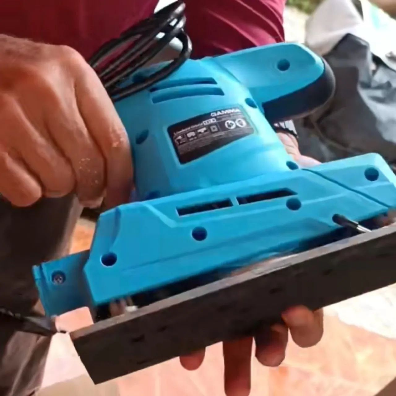 Lixadeira orbital 380watts - Foto 5