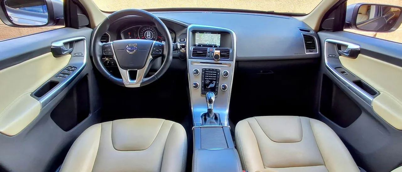 XC60 T-5 KINETIC 2.0 245CV FWD 5P  CINZA 2016/2017 - Foto 5