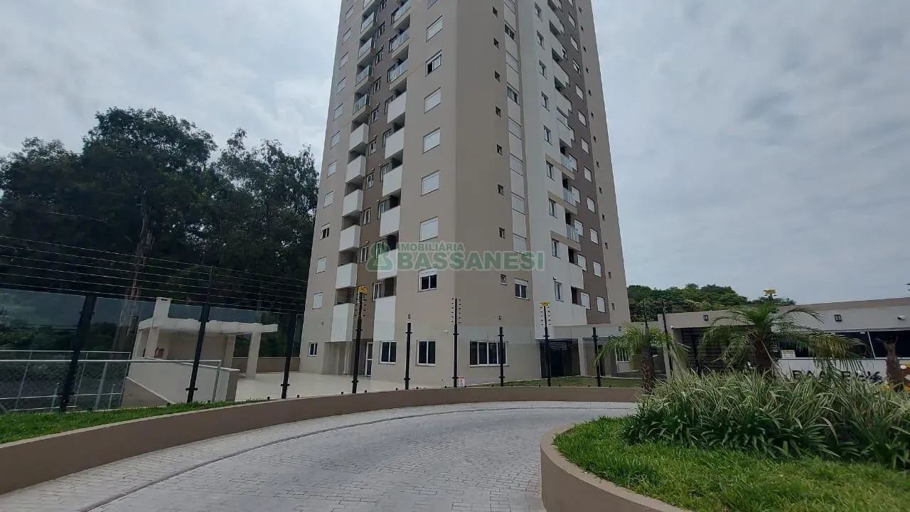 Apto Mobiliado Panazzolo Caxias do Sul - Foto 2