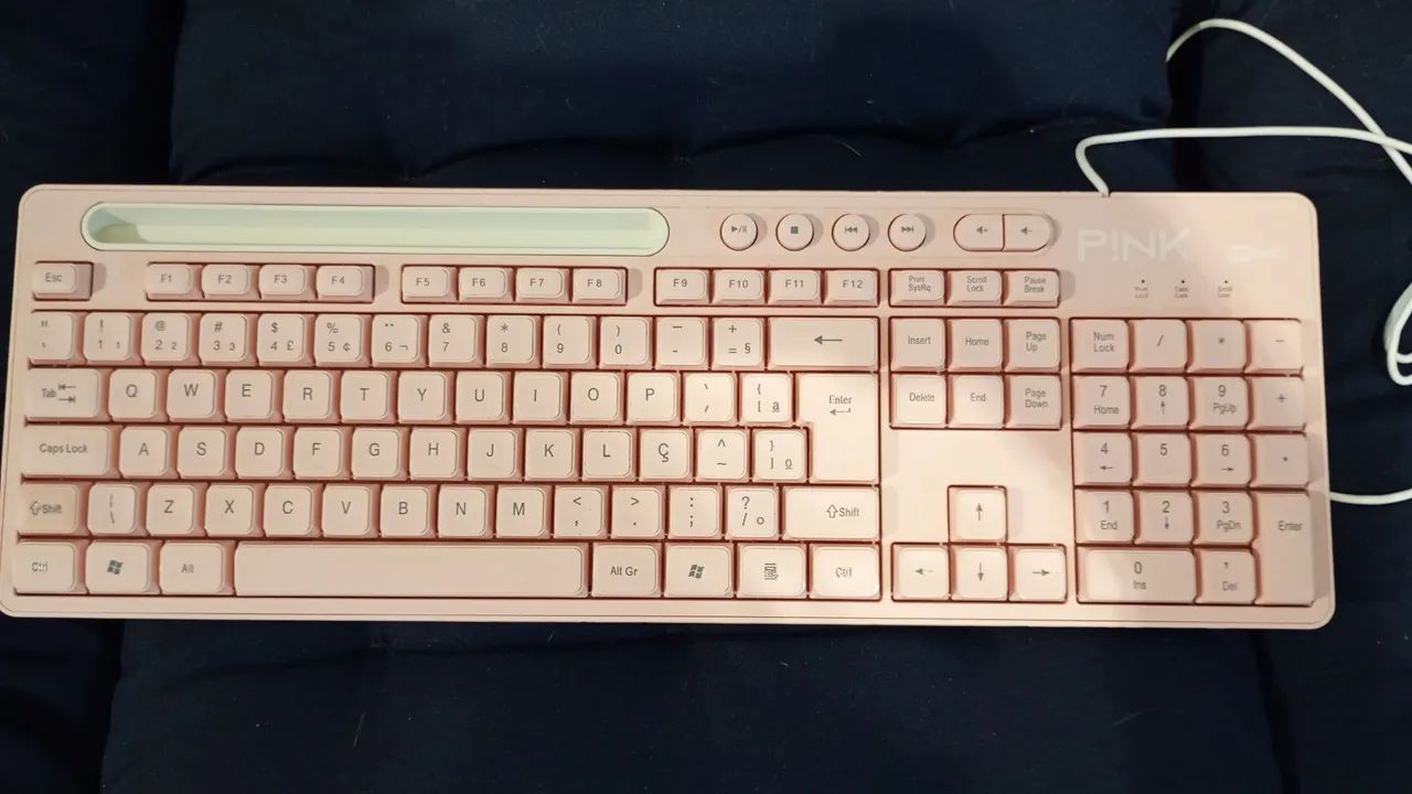 Teclado Gamer Pink USB - cor rosa