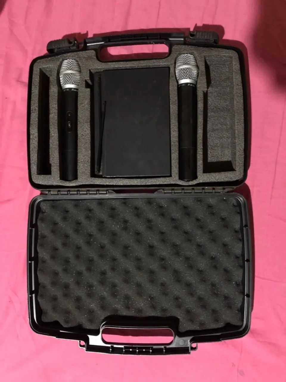 Microfone Sem Fio Duplo UHF Karsect KRU 302  - Foto 3