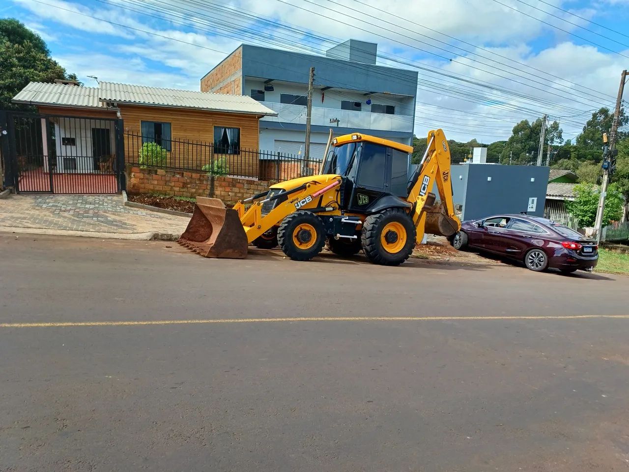 Vendo retro escavadeira JCB  3C PLUS 2016 - Foto 2