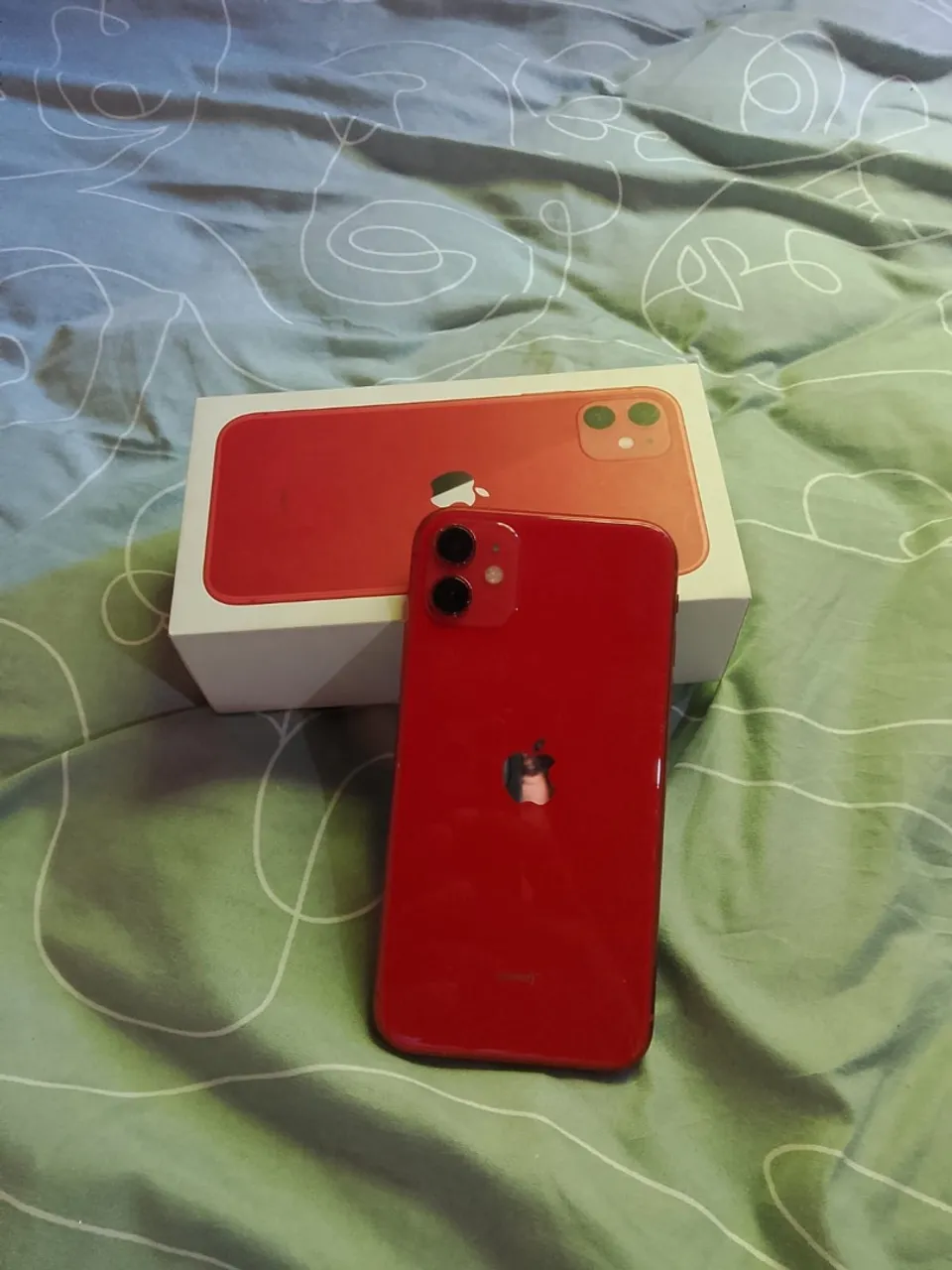 iPhone 11 vermei todo original