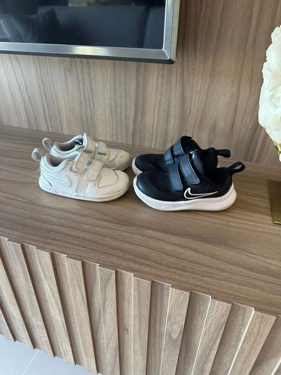 Tênis Nike infantil tamanho 21 - Foto 2