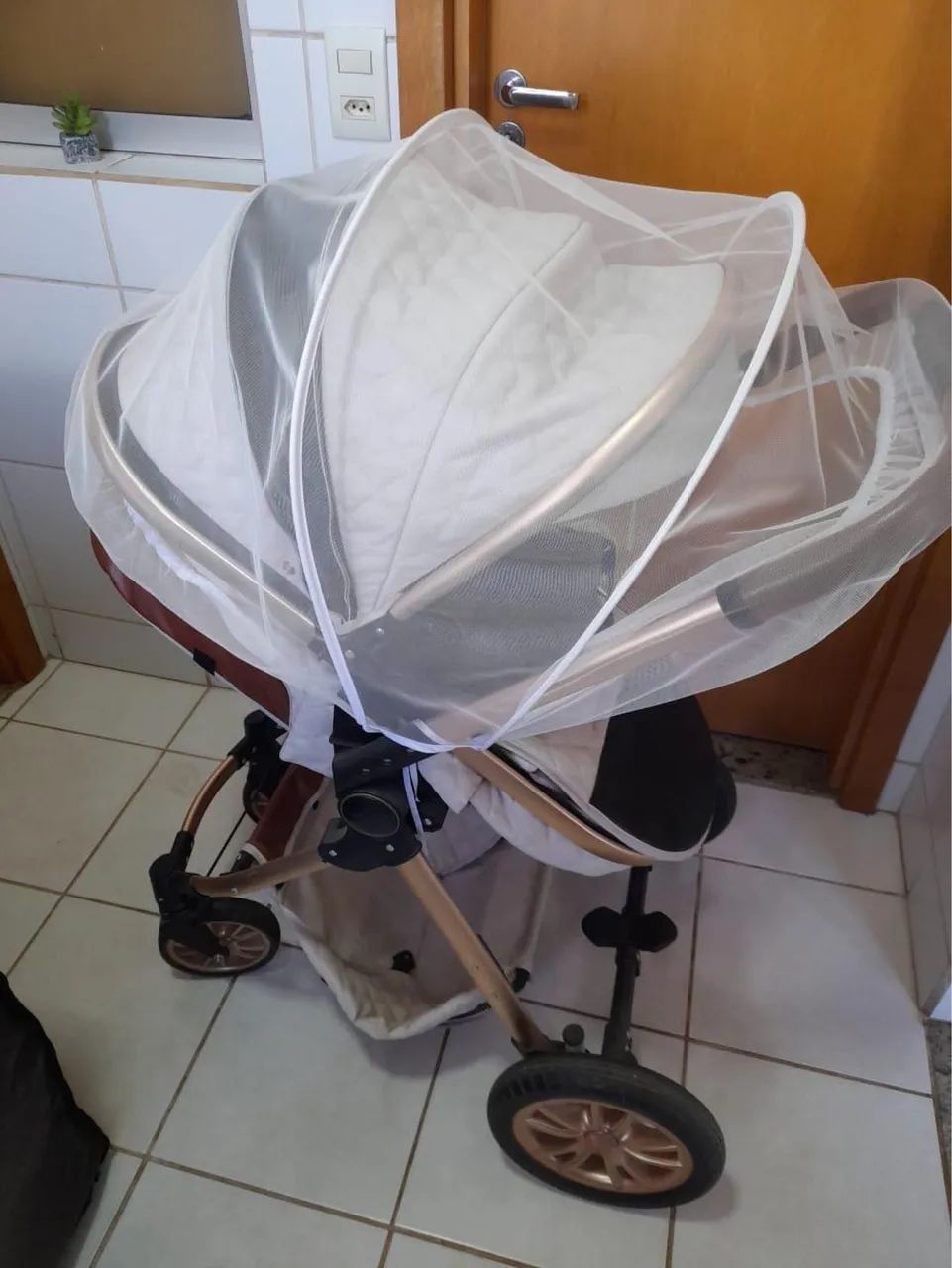 Carrinho de passeio de bebê  - Foto 3