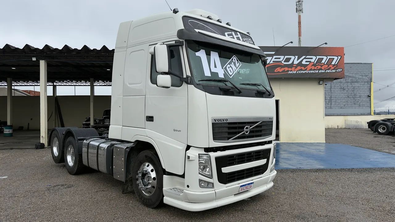 FH 460 Globetrother 6x2 2014 único dono 